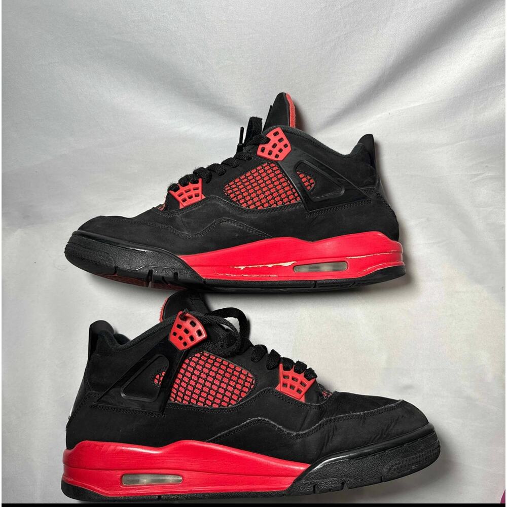 Size 9.5 - Nike Air Jordan 4 Retro Red Thunder Men's Shoes - Picture 3 of 9